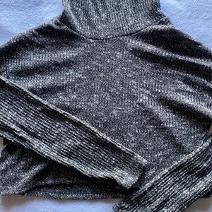 Crop Top Turtleneck
